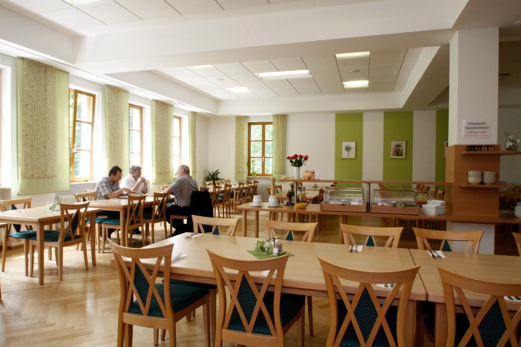 Kloster St. Josef Neumarkt in der Oberpfalz Eksteriør billede