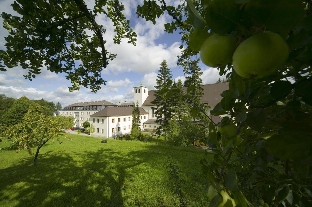 Kloster St. Josef Neumarkt in der Oberpfalz Eksteriør billede
